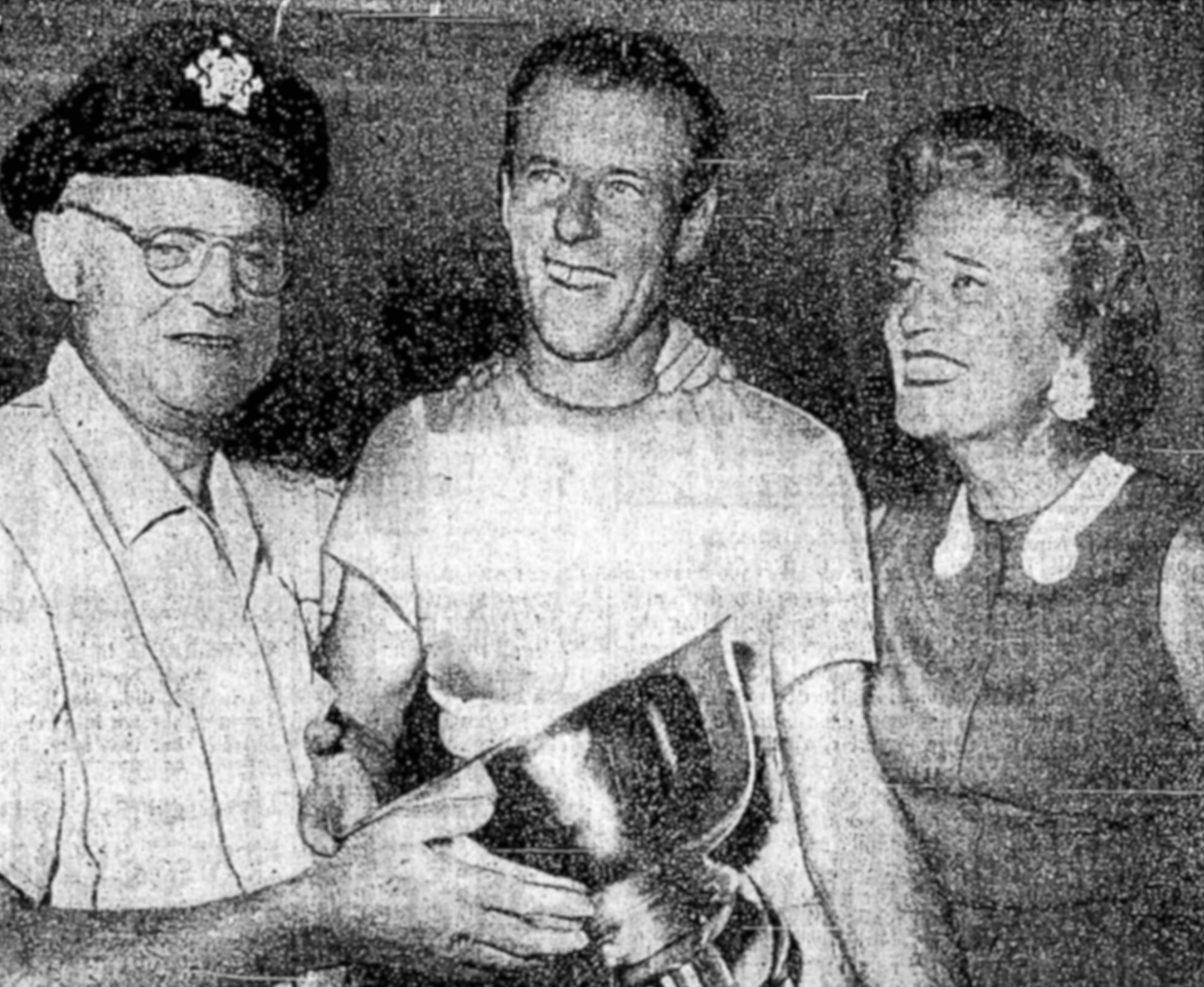 Foster takes Silver Cup