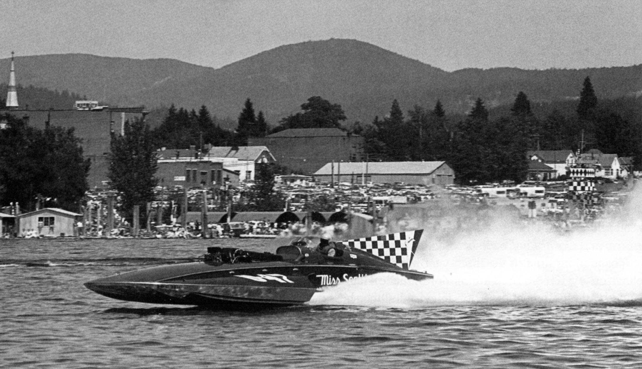 Norm Evans in Miss Seattle Too would take Heat 1-A