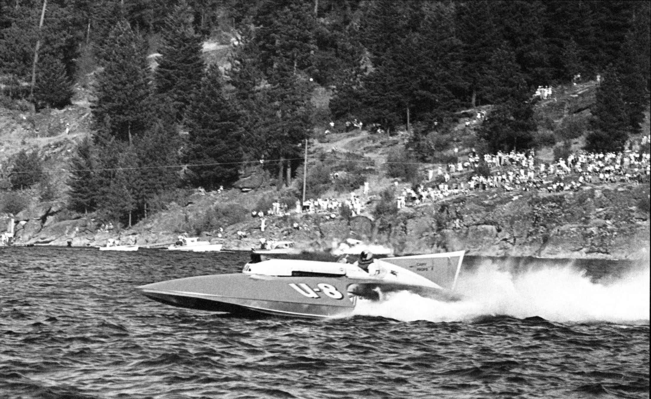 Ron Musson in Hawaii Kai III won Heat 1-B