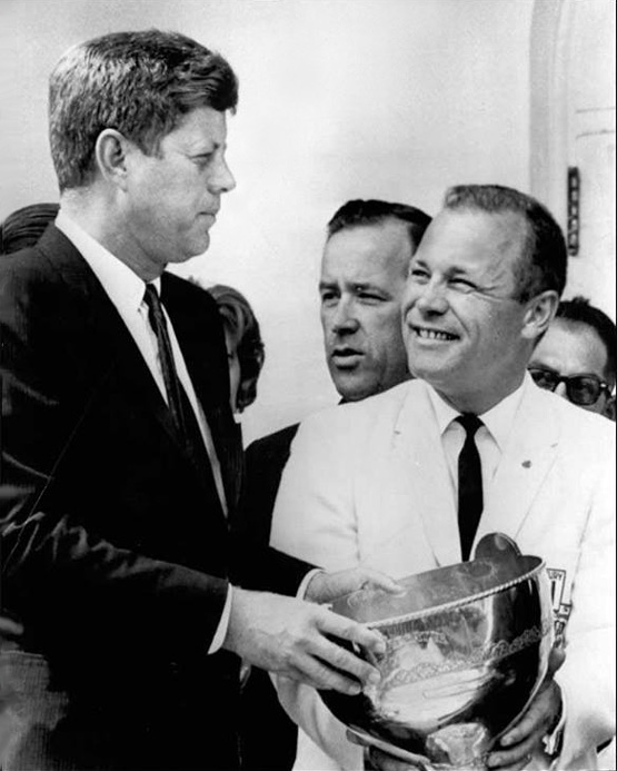 Pres. Kennedy presents the Presidents Cup trophy to Bill Muncey